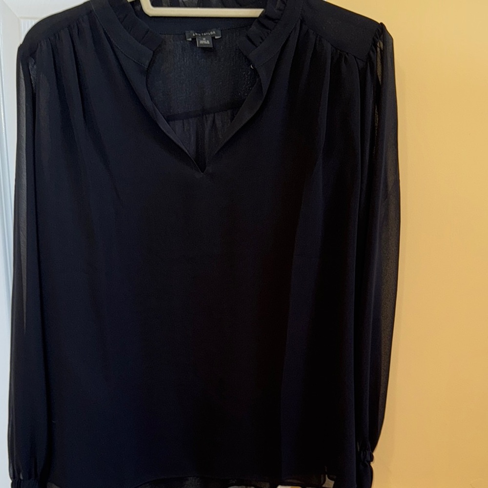 Ann Taylor Black Long Sleeve V-Neck Blouse